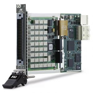 NI PXIe-2527 Multiplexer