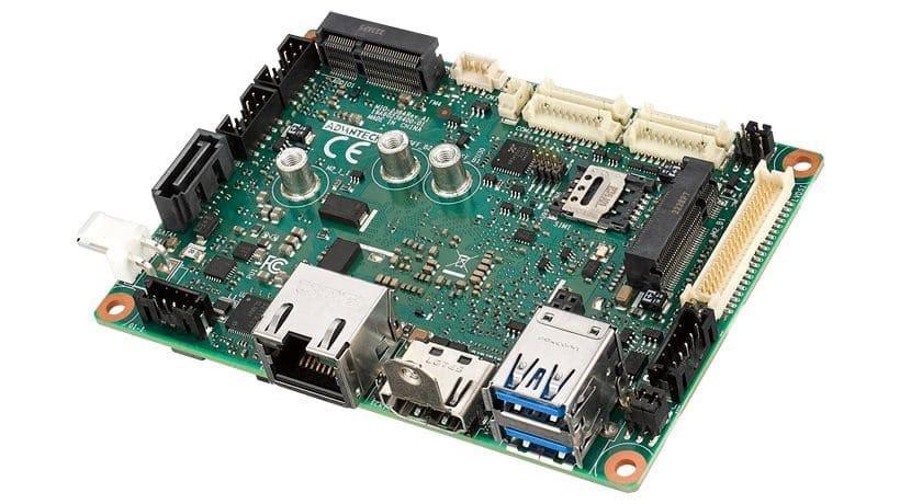 MIO-2375C5P-Q1A1 - Pico ITX Single Board Computer - AMC